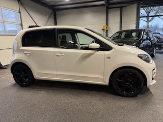 Volkswagen Up 1.0 move up! Airco-Stoelverwarming-Velgjes