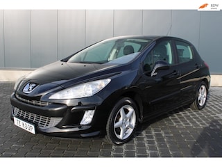 Peugeot 308 1.6 VTi XS 4 nieuwe ALL-season banden Trekhaak