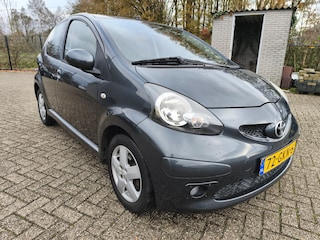 Toyota Aygo 1.0 12v VVT-i Sport