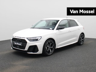 Audi A1 Sportback 25 TFSI S edition 95 PK l Adaptive cruise control l LED-koplampen l DAB+ l Apple Carplay | Android Auto l SONOS Premium 3D l Autom. airconditioning 2 zones l Stoelverwarming voorin l Privacy glas l Autom. dimmende binnenspiegel l Optiekpakket zwart plus l Alarm Klasse III l