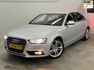 Audi A4 Limousine 1.8 TFSIe Edition / MULTIMEDIA-NAVI / DEALER ONDERHOUDEN / SUPER NETJES