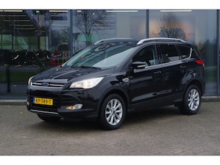 Ford Kuga 1.5 120 PK Titanium, Winterpakket, Trekhaak, Camera, Navigatie, Climate Control, Stoelverwarming