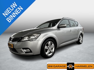 Kia Ceed cee'd Sporty Wagon 1.4 CVVT Navigator Plus Pack | Trekhaak | Cruise Control | PDC Achter |