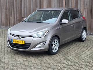 Hyundai i20 1.2i i-Motion Airco Nieuw Model