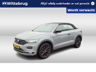 Volkswagen T-Roc 1.5 TSI R-Line / Digitaal dashboard / Navigatie  / Dodehoek / Camera / Parkeersensoren V+A /