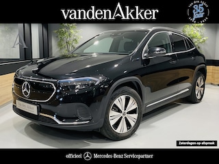 Mercedes-Benz EQA 250 // 18" Velgen // Privacy Glass // Easy pack achterklep // Dodehoekassistent // Sfeerverlichting // Apple Play // Android Auto // LED High Performance headlamps // Achteruitrijcamera