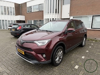 Toyota RAV4 2.0 VVT-i AWD Executive Business | Navi | Cruise | Trekhaak |
