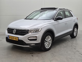 Volkswagen T-Roc 1.5 TSI Style Business | DSG | Camera | Pano | Clima |*