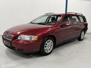 Volvo V70 2.4 Kinetic 1E EIGENAAR