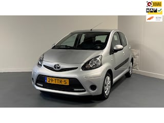 Toyota Aygo 1.0 VVT-i Aspiration | AUTOMAAT | NL-AUTO | BLUETOOTH | AFN. TREKHAAK |