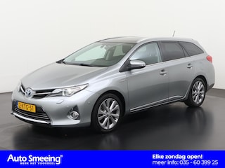 Toyota Auris Touring Sports 1.8 Hybrid Lease Pro | Trekhaak | Panoramadak | Camera | Zondag Open!
