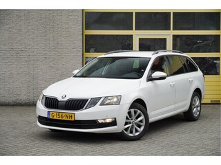 Skoda Octavia Combi 1.5 TSI 150PK! Automaat Business Edition BJ2019 Lmv 16" | Led | Pdc | Navi | App-Connect | Climate control | Cruise control | Extra getint glas