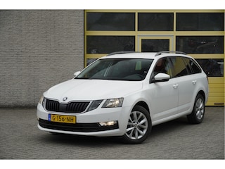 Skoda Octavia Combi 1.5 TSI 150PK! Automaat Business Edition BJ2019 Lmv 16" | Led | Pdc | Navi | App-Connect | Climate control | Cruise control | Extra getint glas
