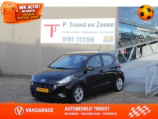 Hyundai i10 1.0 Comfort Smart 5-zits Automaat/Cruise control/Bluetooth/Parkeersensoren/Stoelverwarming/Stuurverwarming/Airco/Licht metalen velgen