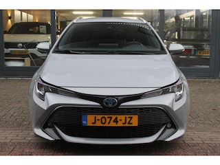 Toyota Corolla Touring Sports 1.8 Hybrid Active | Trekhaak | Camera | Adaptive Cruise | Carplay | Parkeersensoren | Keyless |