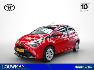 Toyota Aygo 1.0 VVT-i x-play | Achteruitrijcamera | Airco |