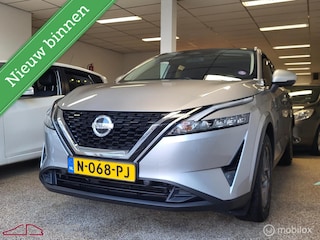 Nissan Qashqai 1.3 MHEV Urban Pack *NL, 1e EIG, NAVI, PANO, 360 CAMERA, TRKHK, RIJKLAARPRIJS!*