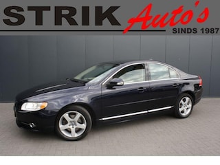 Volvo S80 2.4D Momentum - LEDER - NAVIGATIE - TREKHAAK