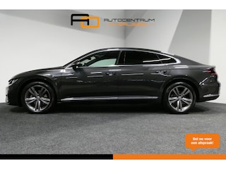 Volkswagen Arteon 2.0 TSI Business R / Stoelverwarming / Apple Carplay - Android Auto / Ergo Active best. stoel / Navigatie / Climatronic / Full LED / Elektr. wegklapbare trekhaak / Keyless / Grootlicht assistent