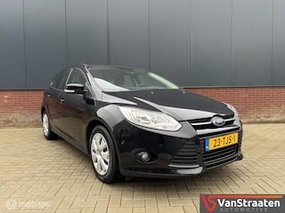 Ford Focus 1.6 EcoBoost Titanium | Navigatie | Bluetooth