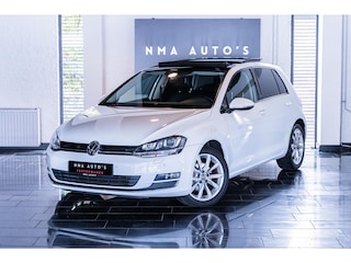 Volkswagen Golf 1.4 TSI Connected Series PANO | LED | LEDER | ELEKTRISCHE STOEL | STOELVERWARMING | DEALER ONDERHOUDEN | TREKHAAK