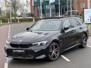 BMW 3-serie Touring 330e xDrive 292 Pk Pano ACC H&K Trekhaak