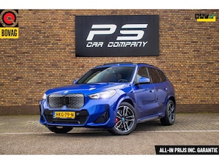BMW iX1 eDrive20 67 kWh, NAP, Pano, Leder, H&K, ACC, Keyless