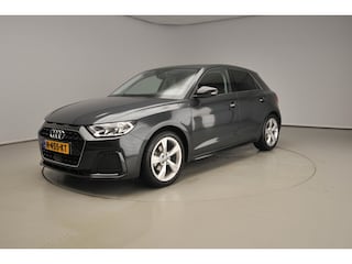 Audi A1 Sportback 30 TFSI epic 115PK | CarPlay | 17" | Parkeersensoren | Sportstuur