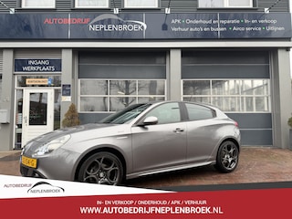 Alfa Romeo Giulietta 1.6 JTDm Sprint bj 2016 18inch,Navi,Cruise,Clima 120pk Dealer onderhouden