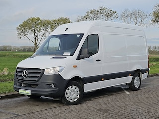 Mercedes-Benz Sprinter 317 1.9 CDI L2H2 Mbux Navi 3-Zits Achterwielaandrijving 360Camera Pdc Voor + Achter Euro6 170Pk!