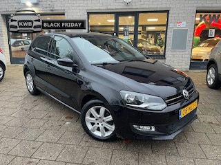 Volkswagen Polo 1.2 TSI Highline 5Drs 4Nw Banden Apk Beurt