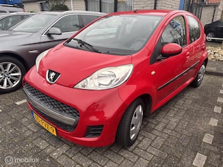 Peugeot 107 1.0-12V XS