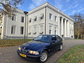 BMW 316 i COMPACT E36 AUTOMAAT