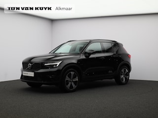 Volvo XC40 T4 Plug-in hybrid Ultimate Dark / Pan. dak / Trekhaak / Stoel+stuurverwarming / Harman Kardon / Elektr. bed. stoelen