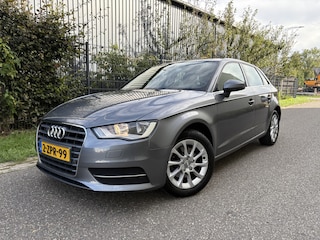 Audi A3 Sportback 1.4 TFSI CoD Attraction Pro Line / AUTOMAAT / NAVI / STOELVERWARMING / CRUISE