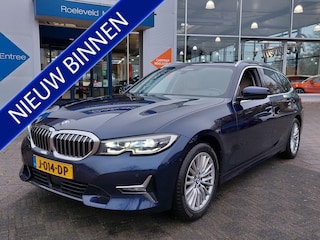 BMW 3-serie Touring 320i 184pk Automaat High Executive Individual | Origineel NL | Navi | Apple Carplay | Adap.Cruise | Leder+Verwarmd | Dodehoek+Rijstrooksensor | Pdc V+A+Assist+360 Camera | Privacy Glass