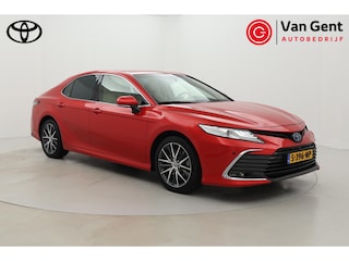 Toyota Camry 2.5 Hybrid Premium | Leder | Stoelventilatie | Stoel-/stuurverwarming | Navigatie | JBL | Head-up display | Dodehoek detectie | 360 camera