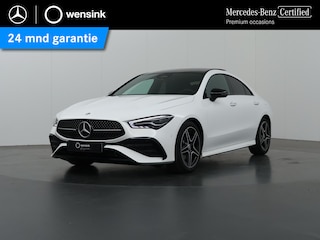 Mercedes-Benz CLA 180 AMG Line | Panoramadak | Sfeerverlichting | Nightpakket | Stoelverwarming | Multimedia Systeem Groot |