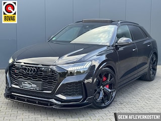 Audi Q8 4.0 TFSI RS Q8 Quattro /KERAMISCHE REMMEN / LEDER / ACC / PANO / ENZ.