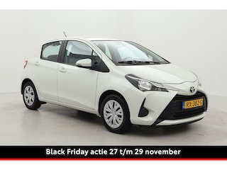 Toyota Yaris 1.0 VVT-i Comfort | Origineel NL | Airco | Rijstrooksensor | Grootlichtassistent | Multifunctioneel stuurwiel | Elektrische ramen voor | Bluetooth | Radio CD speler