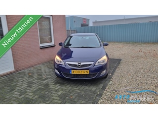 Opel Astra 1.4 Selection Airco , sportvelgen