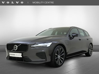 Volvo V60 T6 AWD + Dark | Trekhaak | 360 Graden Camera | Panoramadak |