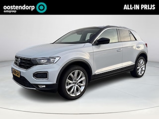 Volkswagen T-Roc 1.5 TSI Sport Automaat | Navigatiesysteem | Climate Control | Adaptieve Cruise Control | Achteruitrijcamera | Parkeersensoren voor- en achter | DAB radio | 12 maanden BOVAG garantie