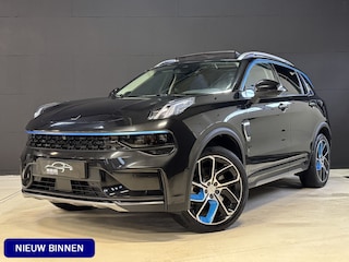 Lynk & Co 01 1.5 | Panoramadak | Adaptive cruise | Camera | Stoelverwarming | Carplay | Sfeerverlichting