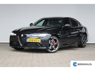 Alfa Romeo Giulia 2.0 T GME AWD Veloce | 10-voudig electrisch verstelbare bestuurdersstoel met geheugenfunctie | Achterbank in delen neerklapbaar | Achteruitrijcamera