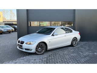 BMW 3-serie Coupé 320i Introduction Airco|Navi|Xenon|Cruise