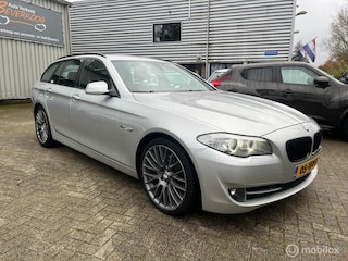 BMW 5-serie Touring 523i High Executive