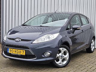Ford Fiesta 1.25 Titanium /Dealer Onderhouden/Cruise/PDC/Trekhaak!