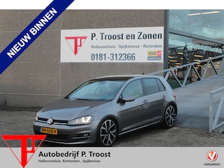 Volkswagen Golf 1.4 TSI Highline AUTOMAAT Panoramadak/Navigatie/Stoelverwarming/Adaptive cruise control/Massage stoel/Led dagrijverlichting