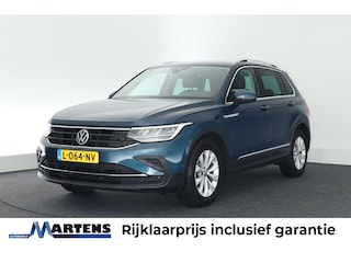 Volkswagen Tiguan 1.5 TSI 150pk DSG Life Business Trekhaak Camera Keyless Virtual Cockpit Stoelverwarming Massage Navigatie